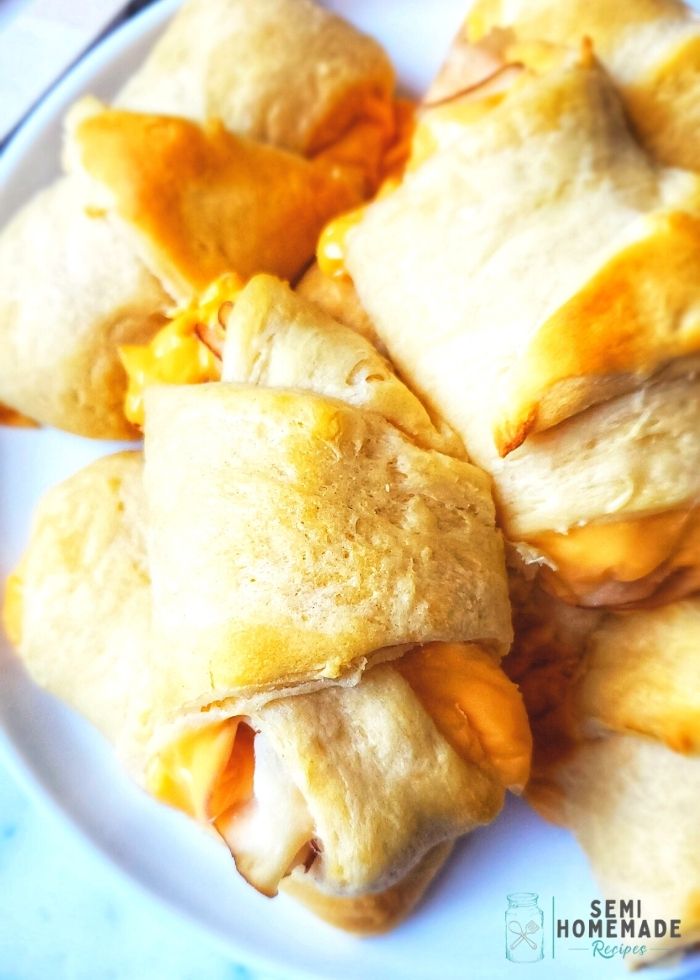 Turkey and Cheese Crescent Rolls 