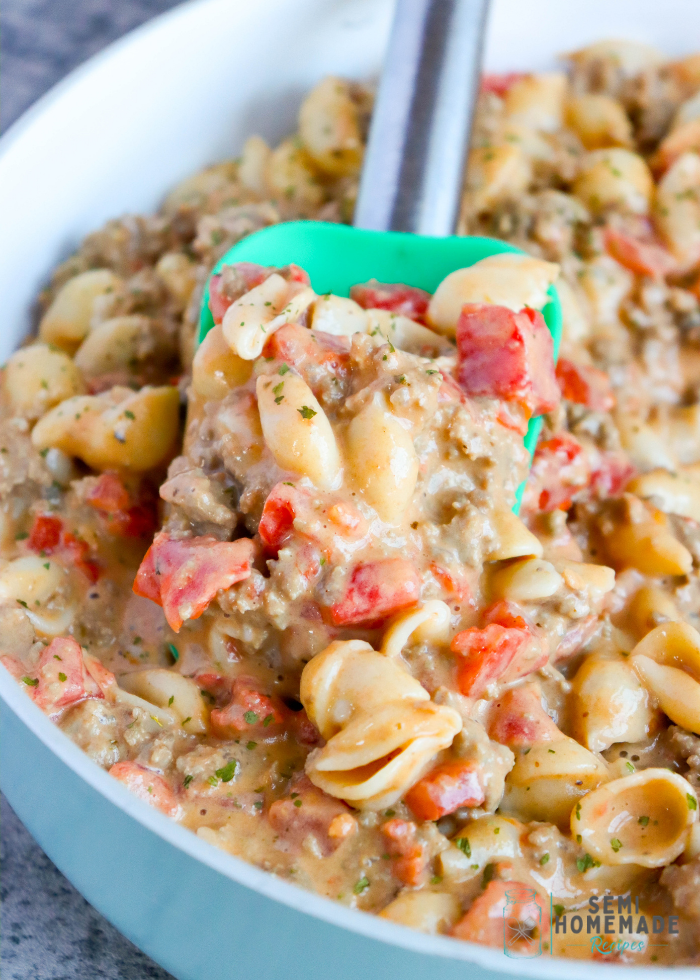 Easy and Cheesy! Ready for a tasty dinner idea? Pantry items with some ground beef creates this Beefy Mac and Cheese in less than 30 minutes! 
