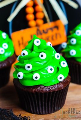 Monster Eyeball Cupcakes (1)