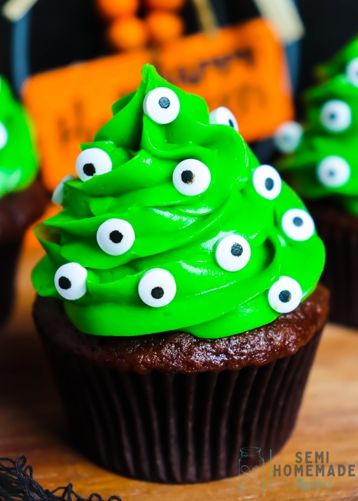 Monster Eyeball Cupcakes