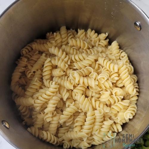 pasta in a pot