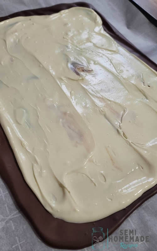 Melted white and chocolate almond bark