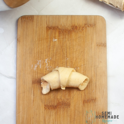 rolled up buffalo chicken crescent roll