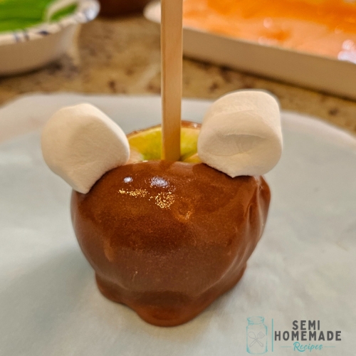 caramel apple with marshmallow ears