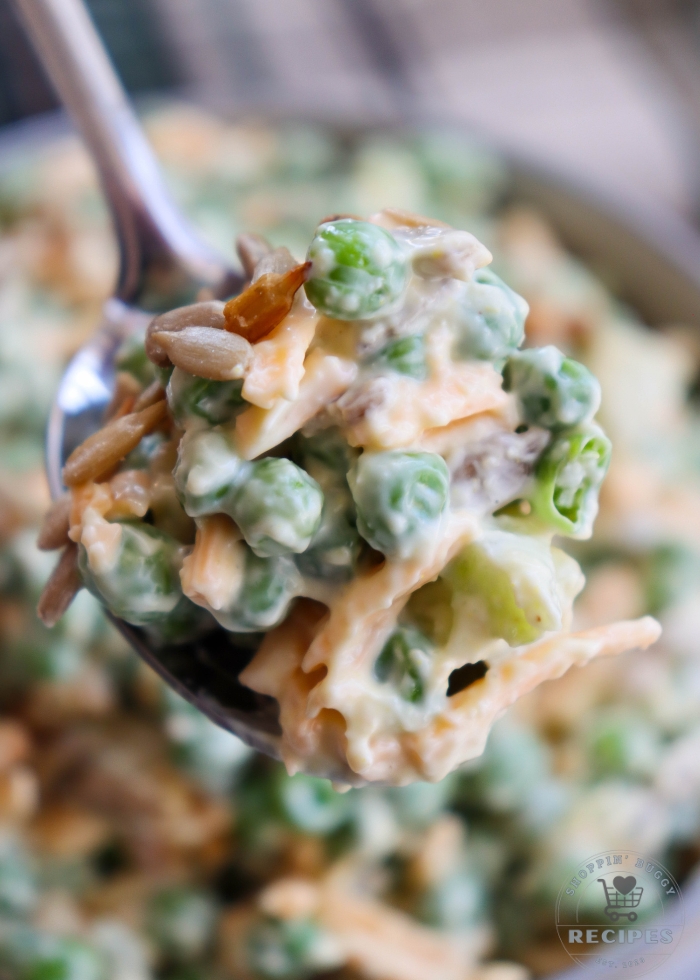 Creamy Pea Salad Without Bacon